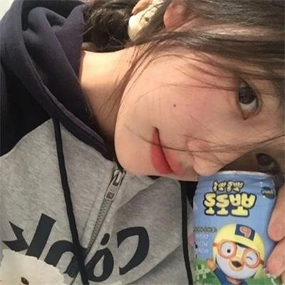 换亲七零女特工带飞全家 海报